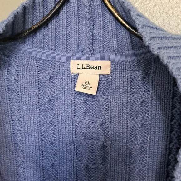 L. L. Bean Cable knit Cardigan blue XL cotton. - Picture 2 of 4